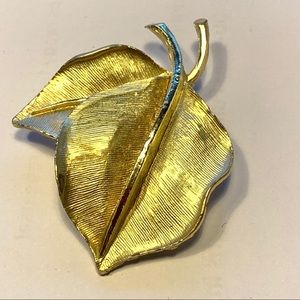 Vintage Leaf Gold-tone Brooch Pin